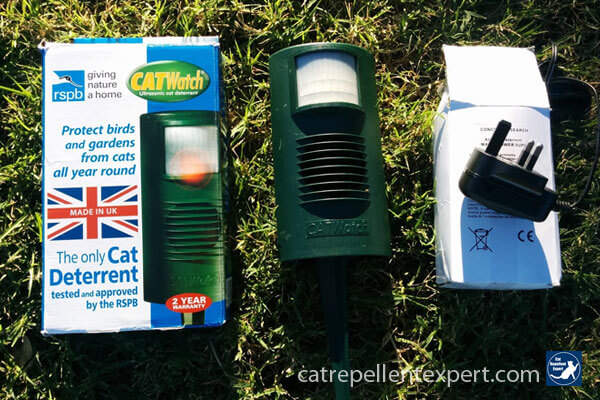 CatWatch with box & mains adapter